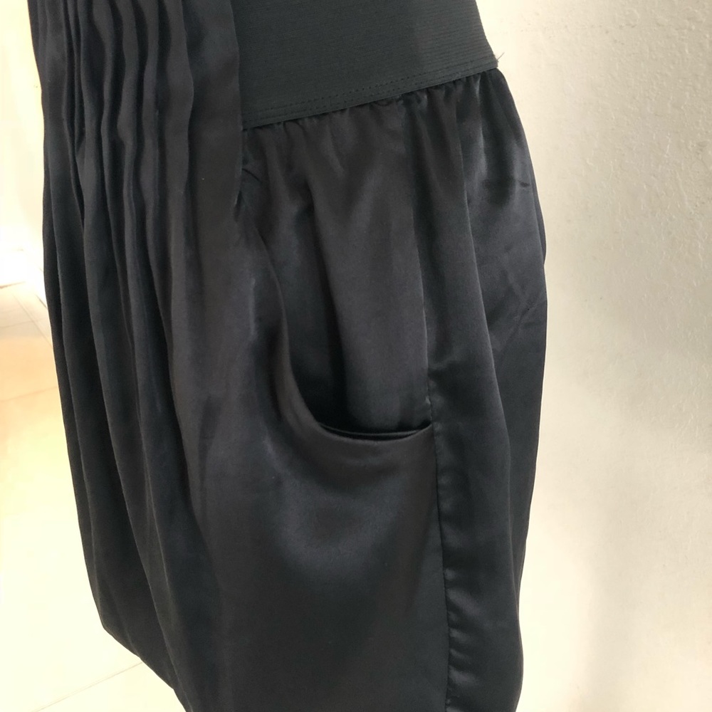 Arden B Black Mini Satin Skirt Size S - Picture 3 of 5